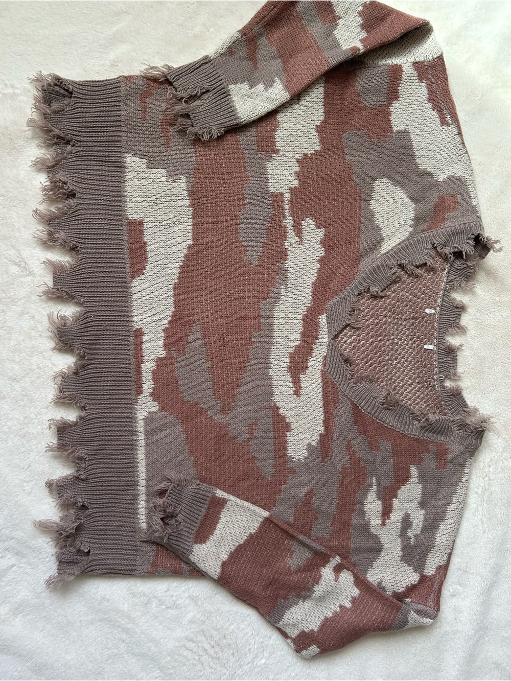 Frayed Hem Camouflage Crewneck Sweater - Taupe & Cream